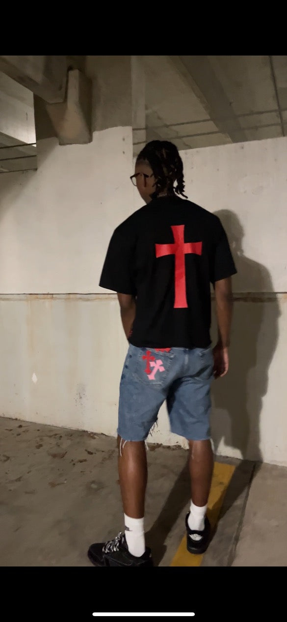 Cropped Clouded Black and Red Tee